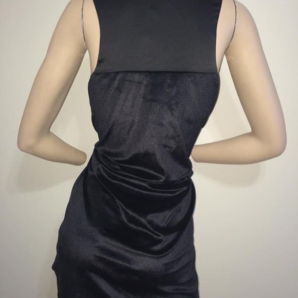 Tristan Plunging Neckline Black Dress Medium - Picture 4 of 5